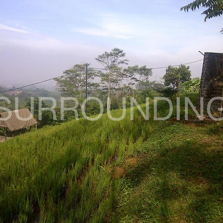 Rumah Lereng Bandung Buitenkant foto